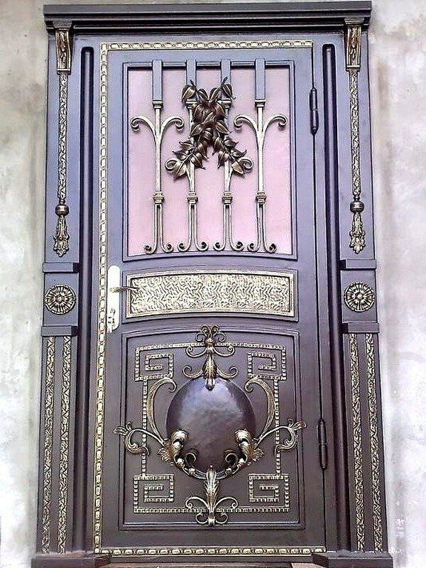 Кованые решетки на двери Фото 033