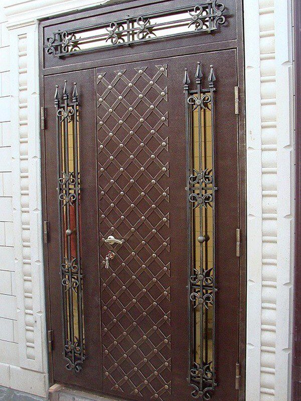 Кованые решетки на двери Фото 034