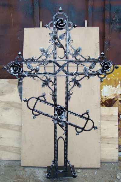 Кованые кресты Фото 029