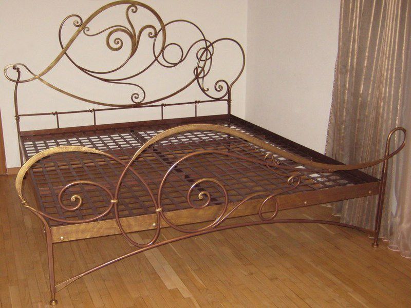 Кованые кровати Фото 087