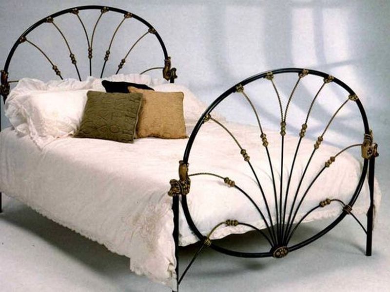 Кованые кровати Фото 139