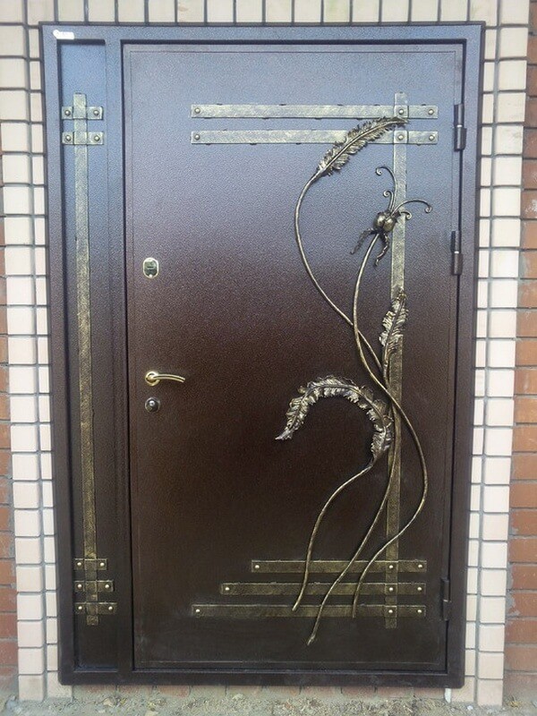 Кованые решетки на двери Фото 025