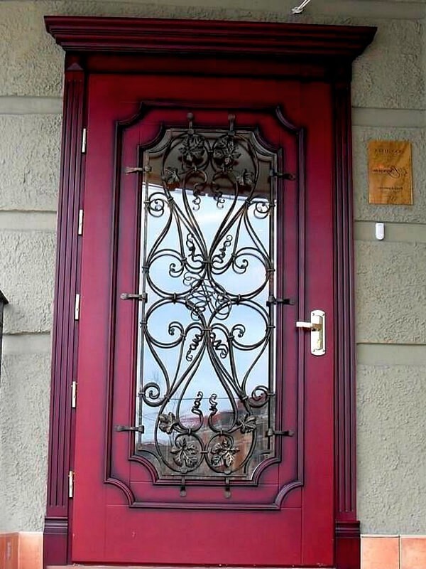 Кованые решетки на двери Фото 048